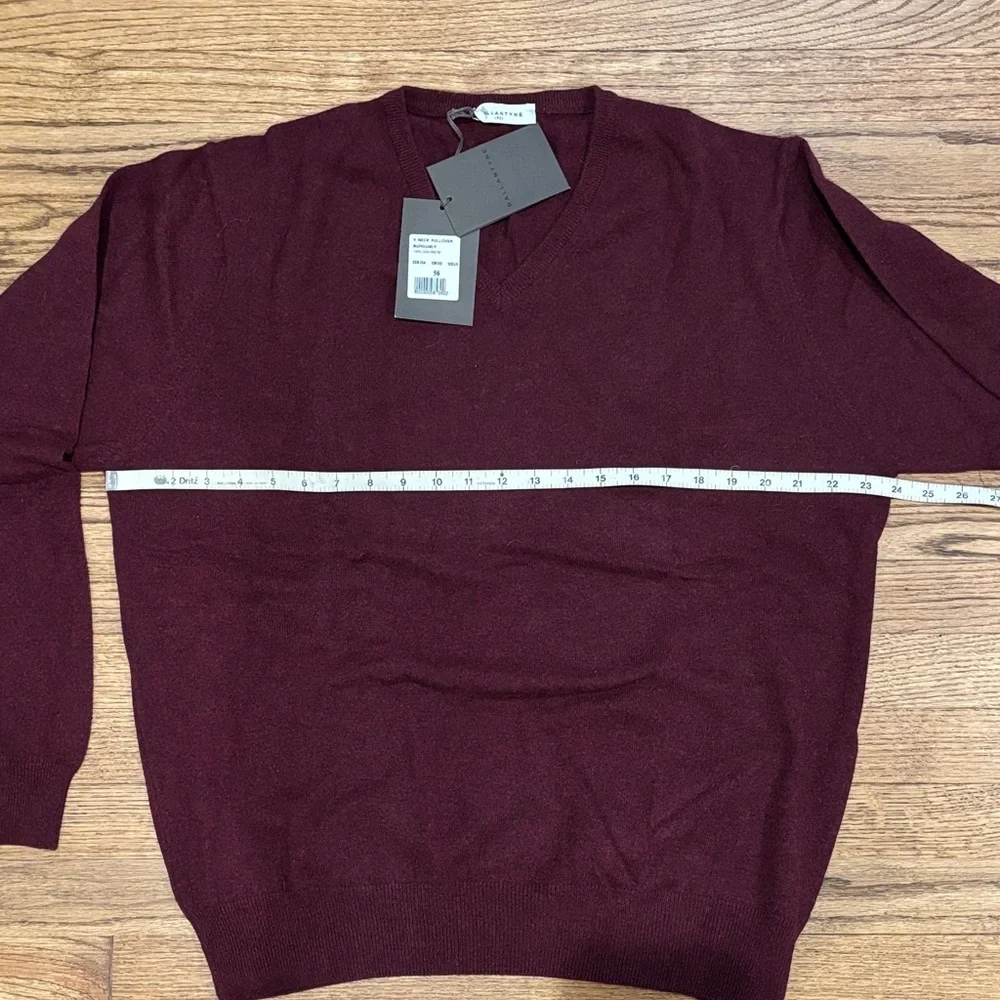 NWT Ballatyne V-Neck Cashmere Sweater in Deep Burgundy